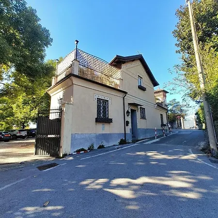 Sunset House *